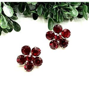 Vintage Ruby Red Crystal Cluster Brooch Pins Gold Tone Floral Design